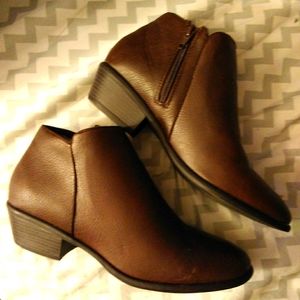 Charlotte Russe Western type shoes